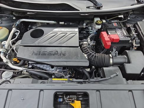 Certified 2024 Nissan Rogue SV FWD image 43