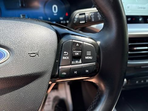 Used 2025 Ford Escape Platinum AWD/4WD image 12