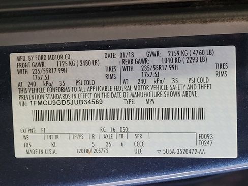Used 2018 Ford Escape SE w/ SE Sync 3 Package AWD/4WD image 33