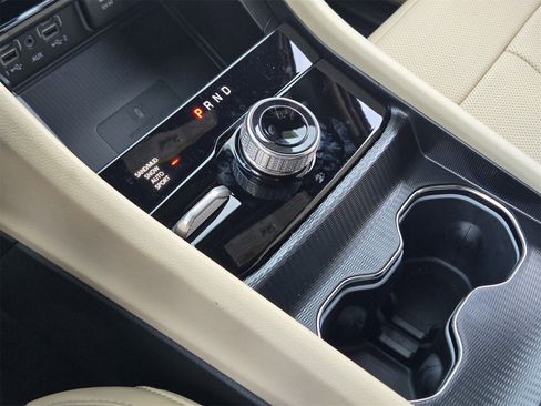 New 2025 Jeep Grand Cherokee L Limited w/ Luxury Tech Group II image 19