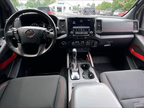 Used 2024 Nissan Frontier PRO-4X w/ Technology Package AWD/4WD image 21