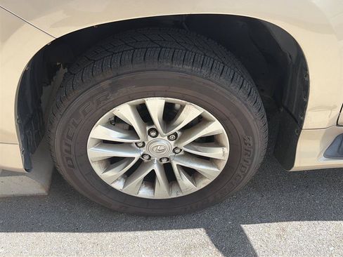 Used 2015 Lexus GX 460 w/ Premium Package AWD/4WD image 15