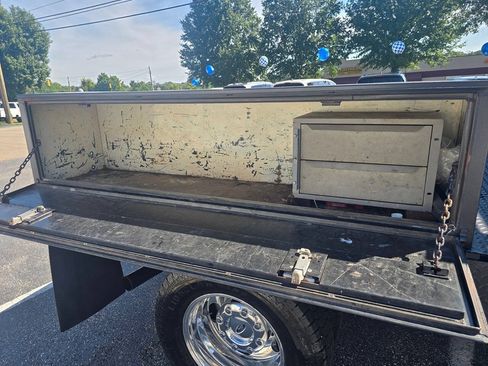 Used 2005 Ford F350 XLT RWD image 12