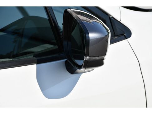 Certified 2026 Subaru Crosstrek 2.5i Premium AWD/4WD image 28