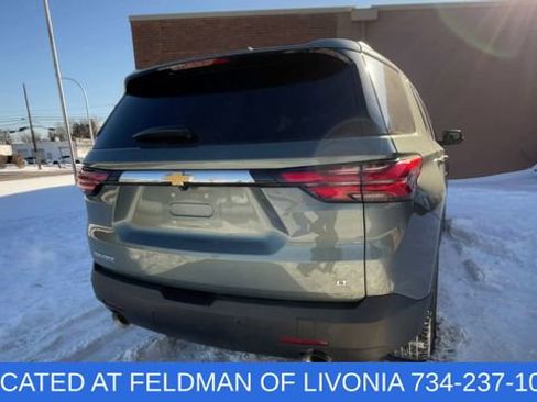 Used 2023 Chevrolet Traverse LT image 7