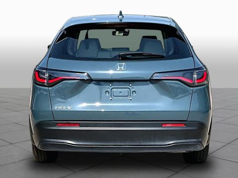 Used 2025 Honda HR-V LX image 5