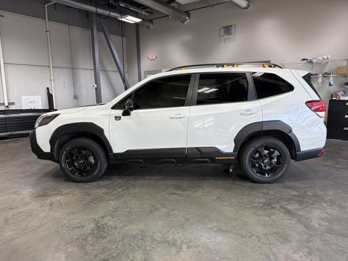 Certified 2024 Subaru Forester Wilderness AWD/4WD image 4