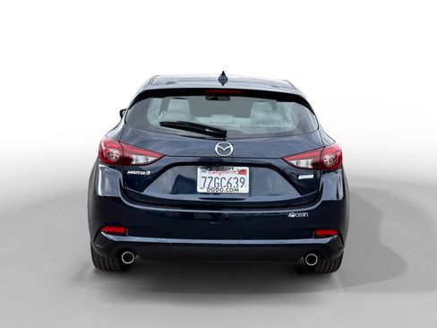 Used 2017 MAZDA MAZDA3 Grand Touring w/ Premium Equipment Package image 4