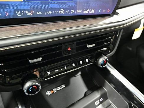 New 2026 Chevrolet Tahoe Premier image 18