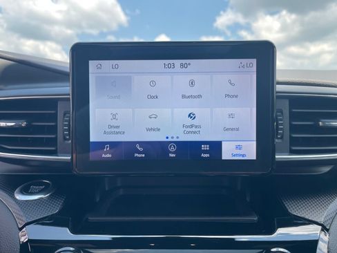 Certified 2024 Ford Explorer ST-Line w/ Class IV Trailer Tow Package AWD/4WD image 13