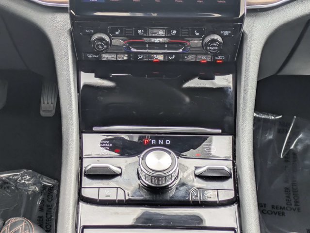 Certified 2025 Jeep Grand Cherokee Summit w/ Obsidian Package AWD/4WD image 20