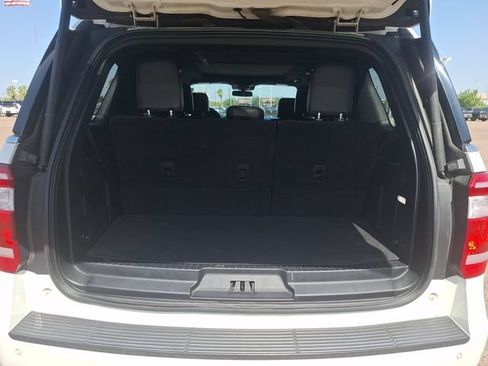 Used 2021 Ford Expedition XLT RWD image 12