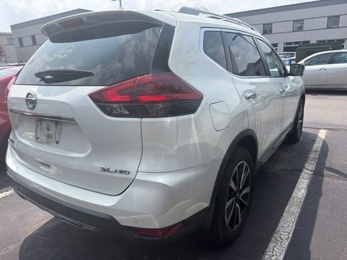 Used 2020 Nissan Rogue SL w/ Premium Package AWD/4WD image 8