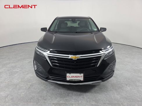 Used 2022 Chevrolet Equinox LT image 2