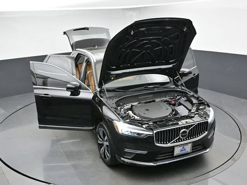 Used 2023 Volvo XC60 B6 Ultimate w/ Climate Package AWD/4WD image 50