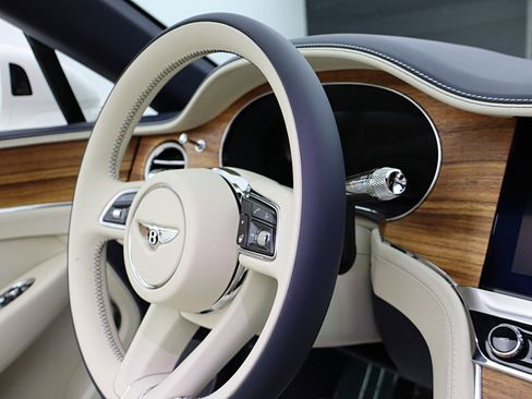 New 2026 Bentley Continental GTC image 38