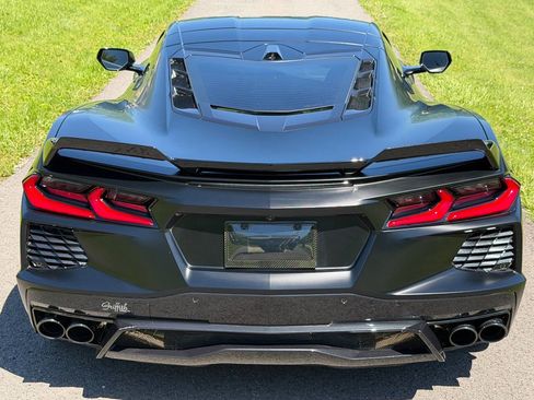 Used 2024 Chevrolet Corvette Stingray Preferred Cpe w/ Z51 Performance Package RWD image 14