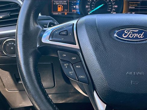 Used 2017 Ford Edge SEL w/ Equipment Group 201A AWD/4WD image 23