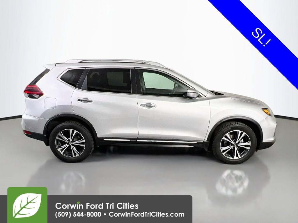 Used 2018 Nissan Rogue SL AWD/4WD image 17