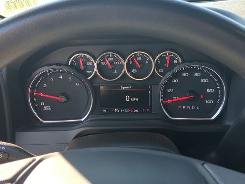 Used 2022 Chevrolet Silverado 2500 Custom w/ Custom Convenience Package image 14