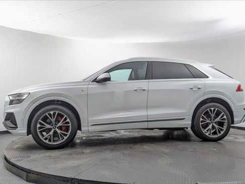 Used 2021 Audi Q8 Premium Plus AWD/4WD image 3
