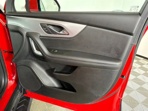 Used 2021 Chevrolet Blazer LT image 14