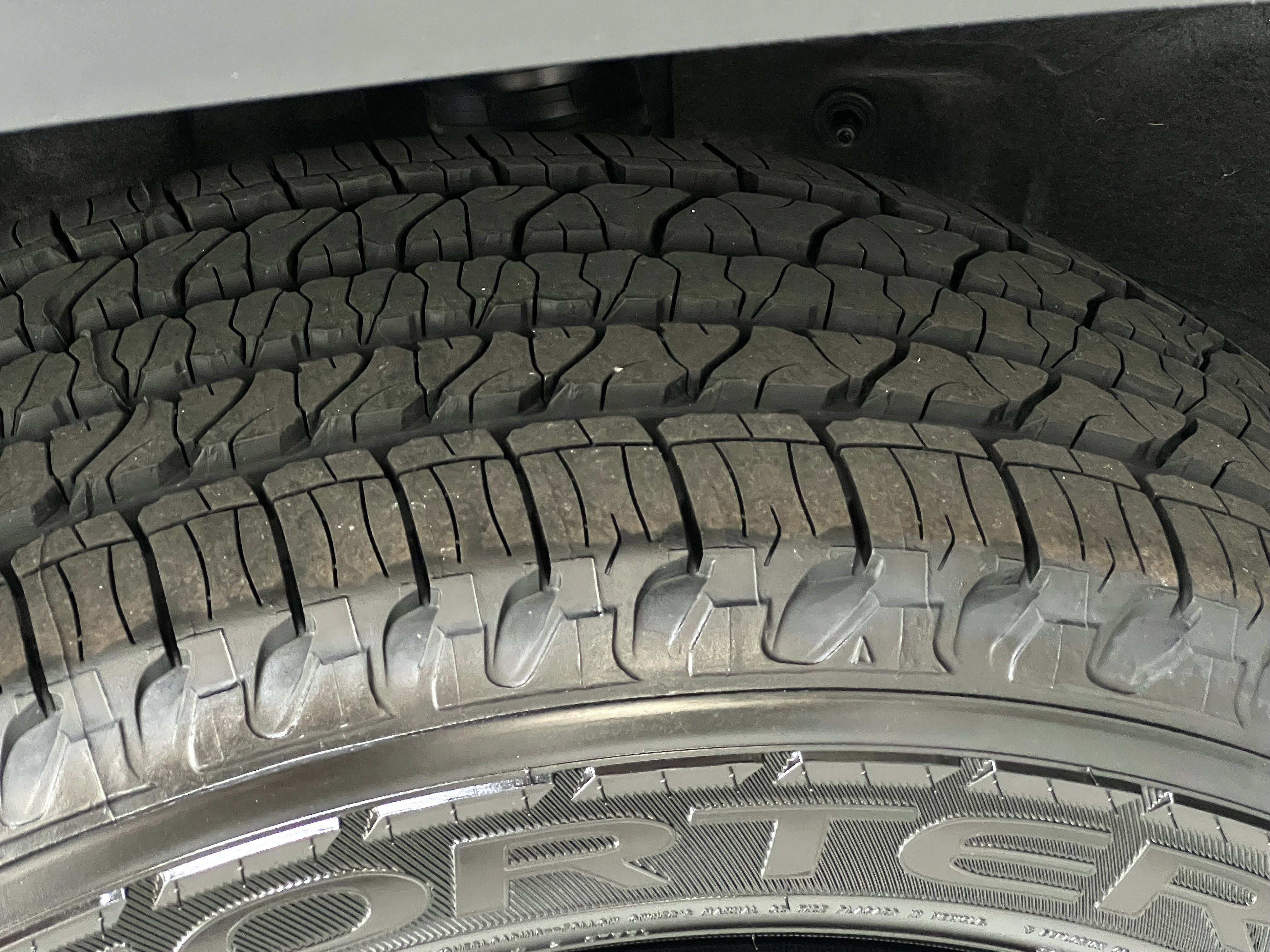 Used 2023 Jeep Grand Cherokee Altitude AWD/4WD image 26