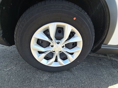 Certified 2025 Honda CR-V LX image 10