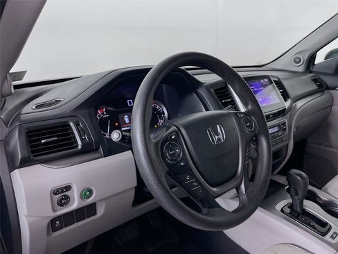 Used 2017 Honda Pilot EX image 14