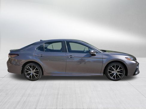 Certified 2023 Toyota Camry SE FWD image 8