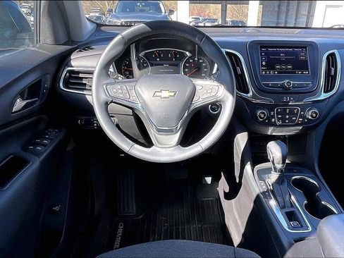 Used 2024 Chevrolet Equinox LT image 10
