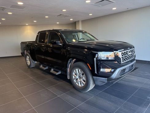 Used 2022 Nissan Frontier SV w/ Technology Package image 5