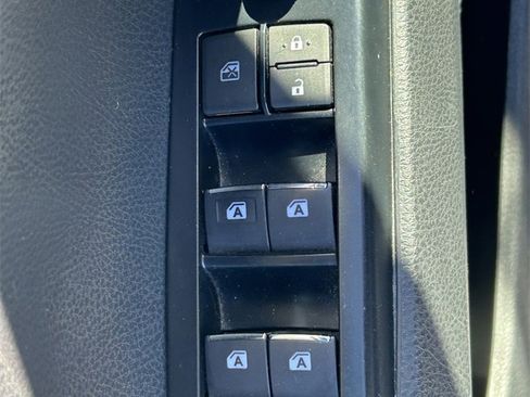 Used 2018 Toyota Camry XSE image 20