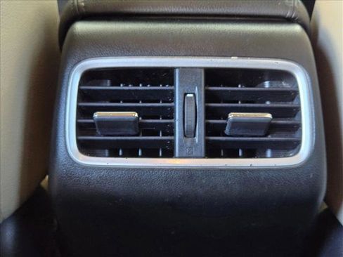 Used 2016 Honda CR-V Touring image 17