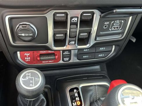 New 2026 Jeep Wrangler Unlimited Rubicon AWD/4WD image 26