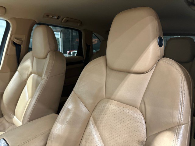 Used 2011 Porsche Cayenne AWD/4WD image 41