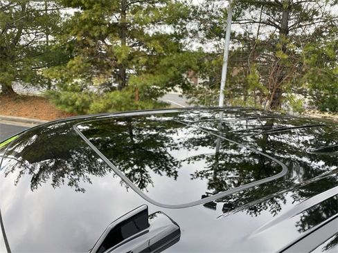 Used 2024 GMC Sierra 1500 Denali w/ Denali Reserve Package image 11