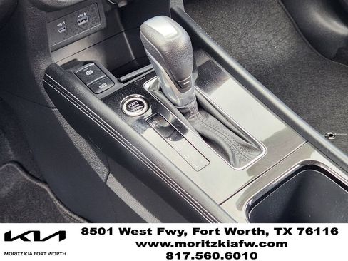 Used 2021 Nissan Kicks SR w/ SR Premium Package FWD image 19
