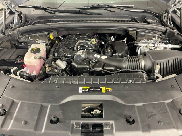 Used 2023 Jeep Grand Cherokee L Limited AWD/4WD image 41