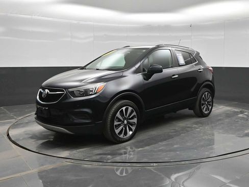 Used 2022 Buick Encore Preferred w/ Safety Package II AWD/4WD image 4