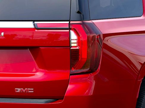 New 2026 GMC Yukon XL Denali w/ Denali Reserve Package AWD/4WD image 11