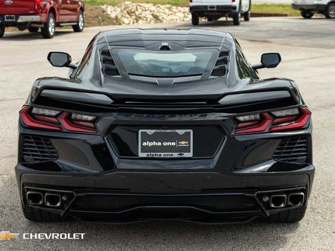 Used 2020 Chevrolet Corvette Stingray Preferred Cpe w/ 2LT Preferred Equipment Group RWD image 9
