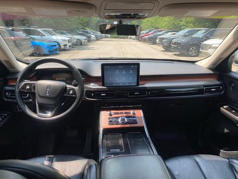 Used 2021 Lincoln Aviator Reserve w/ Equipment Group 201A AWD/4WD image 12