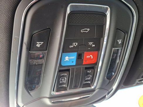 Used 2024 Jeep Grand Cherokee L Laredo w/ Luxury Tech Group I image 31