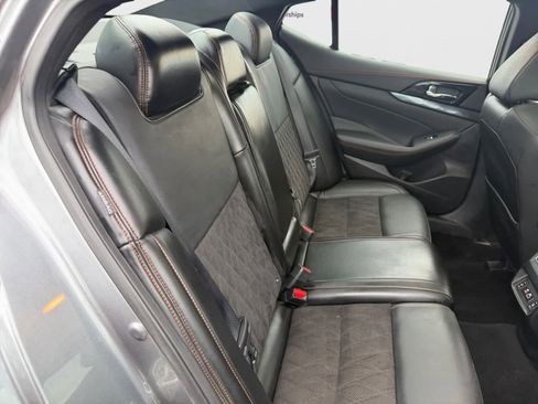 Used 2023 Nissan Maxima SR FWD image 17