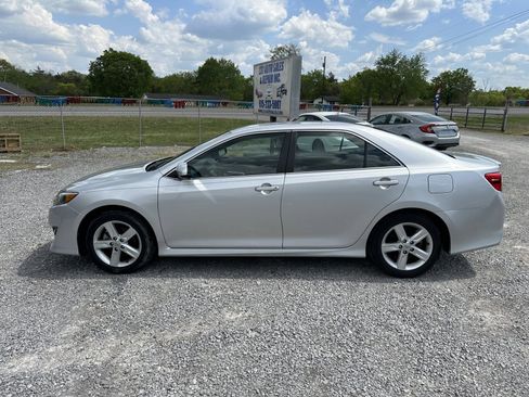 Used 2014 Toyota Camry SE image 8