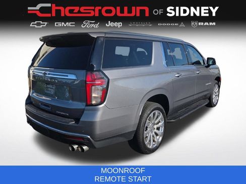 Used 2021 Chevrolet Suburban Premier w/ Premium Package AWD/4WD image 5