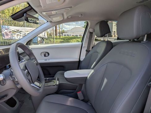 Used 2025 Hyundai Ioniq 5 SEL image 16