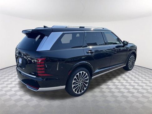 Used 2026 Hyundai Palisade Calligraphy image 5