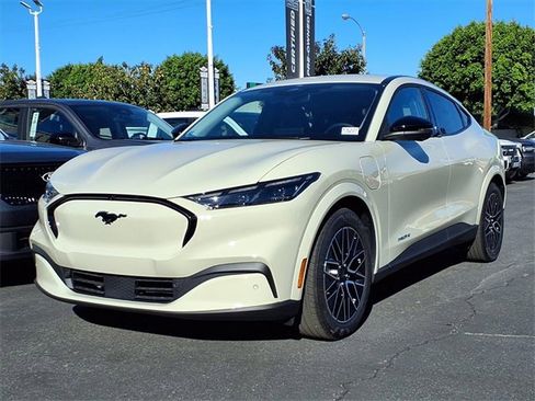 New 2025 Ford Mustang Mach-E Premium image 1